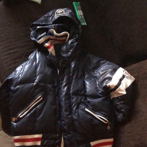 Moncler coat - Picture 2 of 4